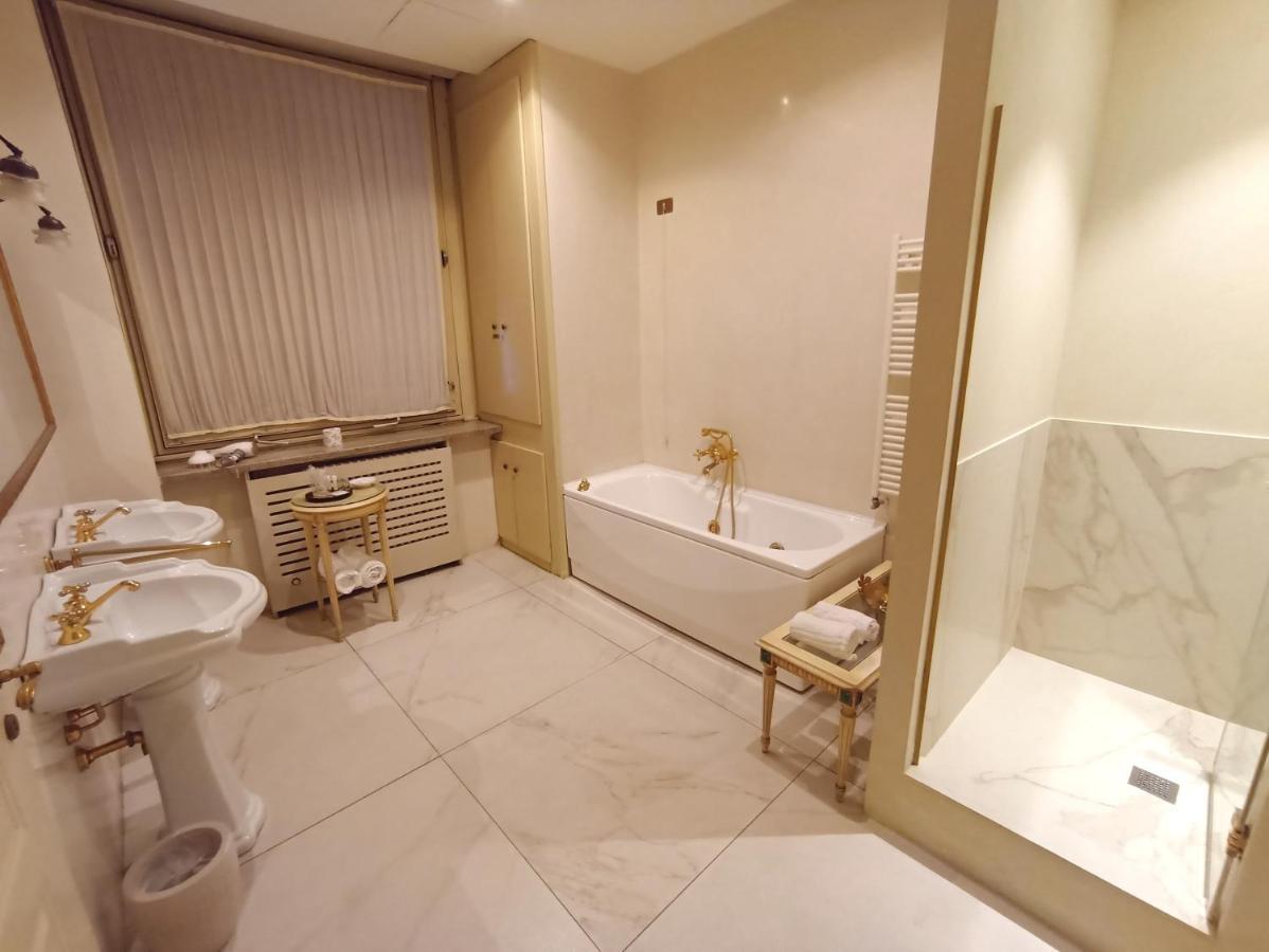 Mercanti Apts Via Passarella Milan Luaran gambar